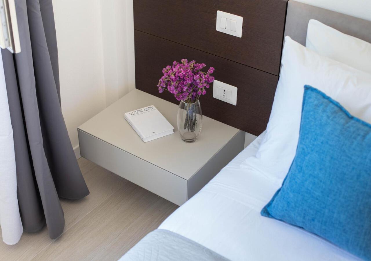 Tower View Luxury Apartment On The River ปิซา ภายนอก รูปภาพ